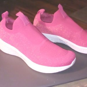 Avia slip on shoes